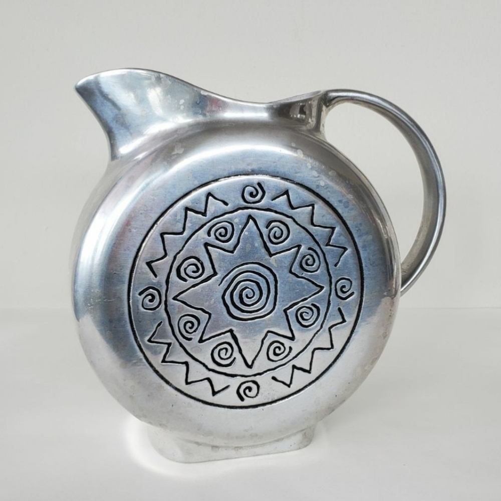 Vintage Wilton Armetale Reggae Pewter Pitcher 2 Quart